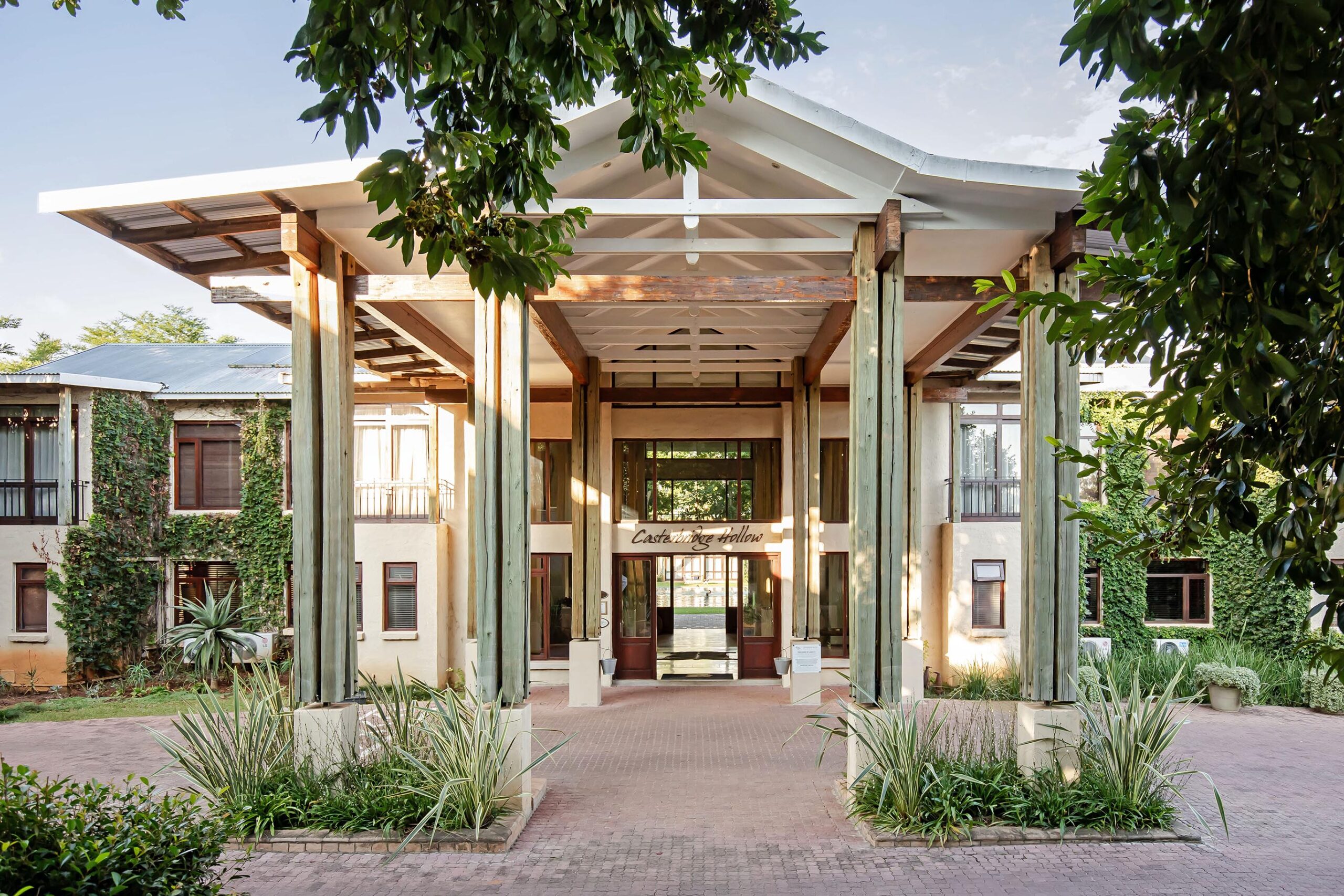 Casterbridge Hollow Hotel | White River Accommodation
